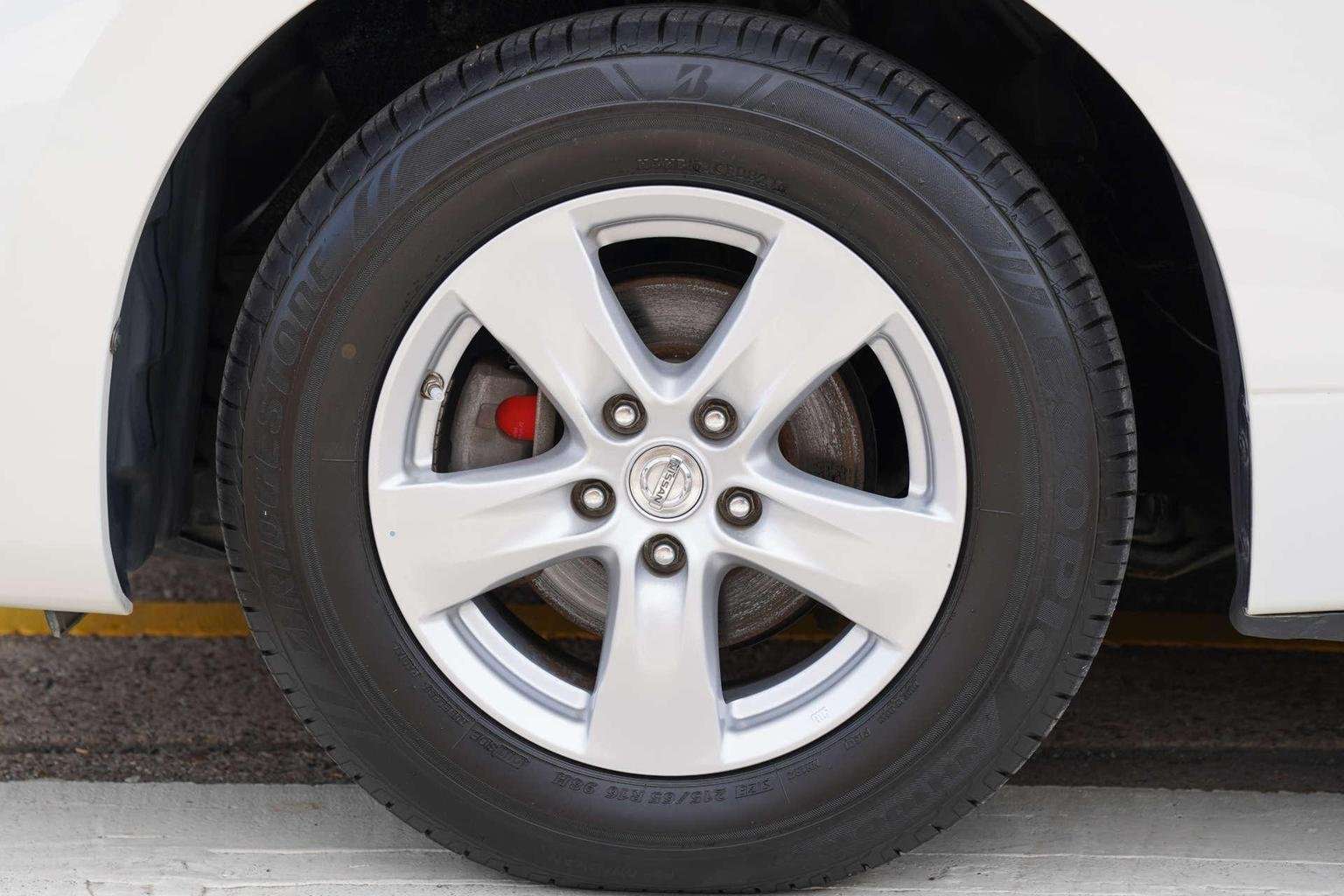 2011 NISSAN ELGRAND 2011 NISSAN ELGRAND