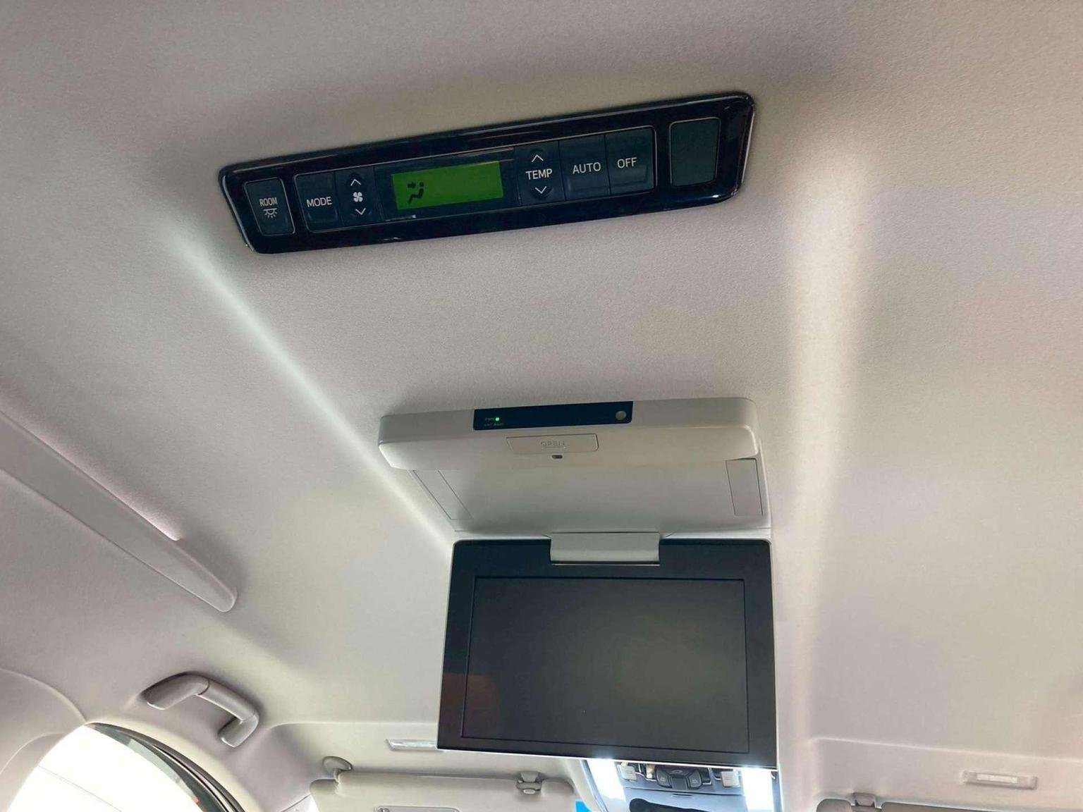 2013 TOYOTA VELLFIRE 2013 TOYOTA VELLFIRE