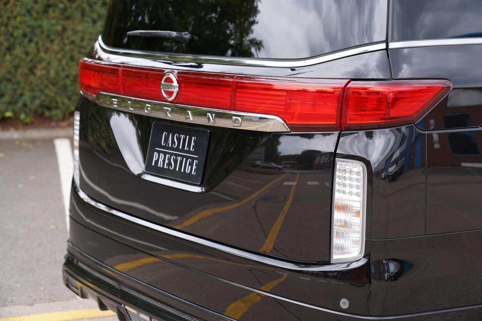 2011 NISSAN ELGRAND 2011 NISSAN ELGRAND