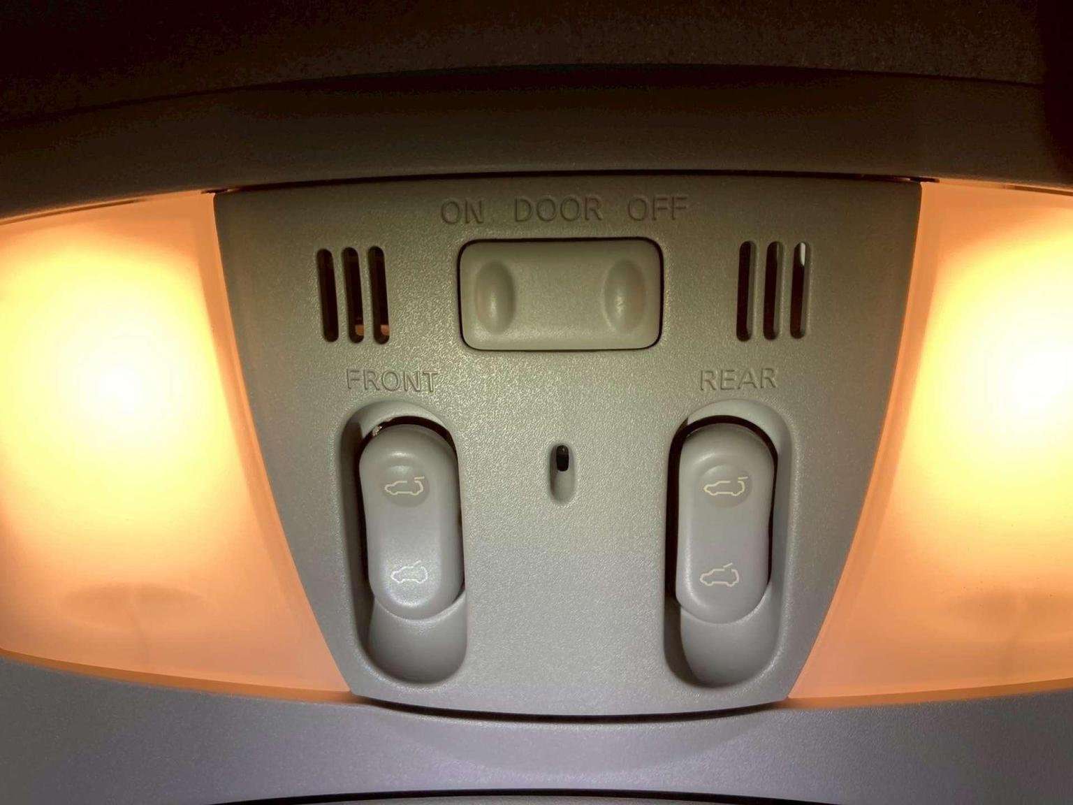 2015 NISSAN ELGRAND 2015 NISSAN ELGRAND