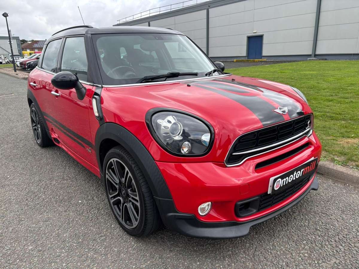 Check out this Mini Countryman 2015 Petrol Manual
