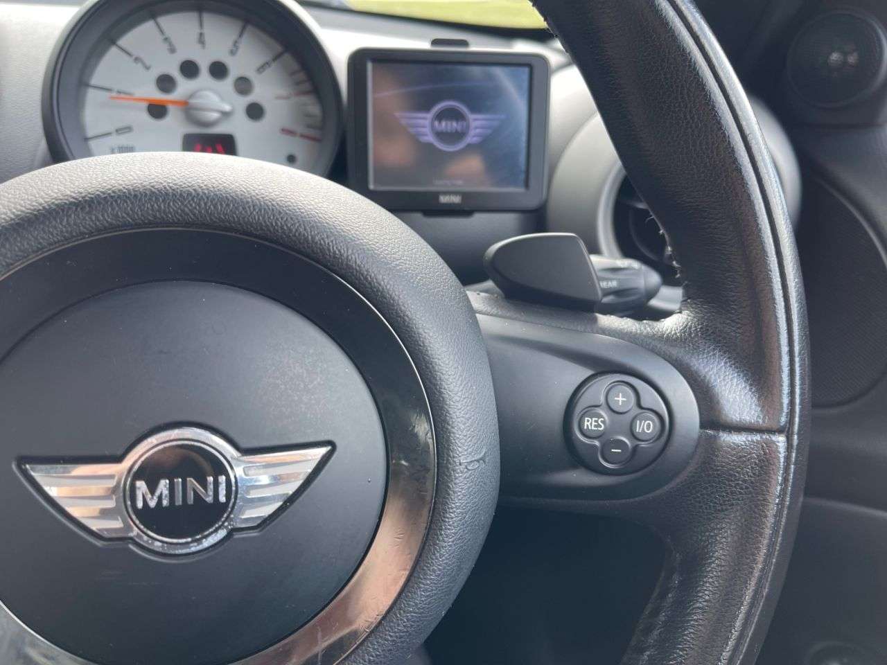 2011 MINI COUNTRYMAN 2011 MINI COUNTRYMAN