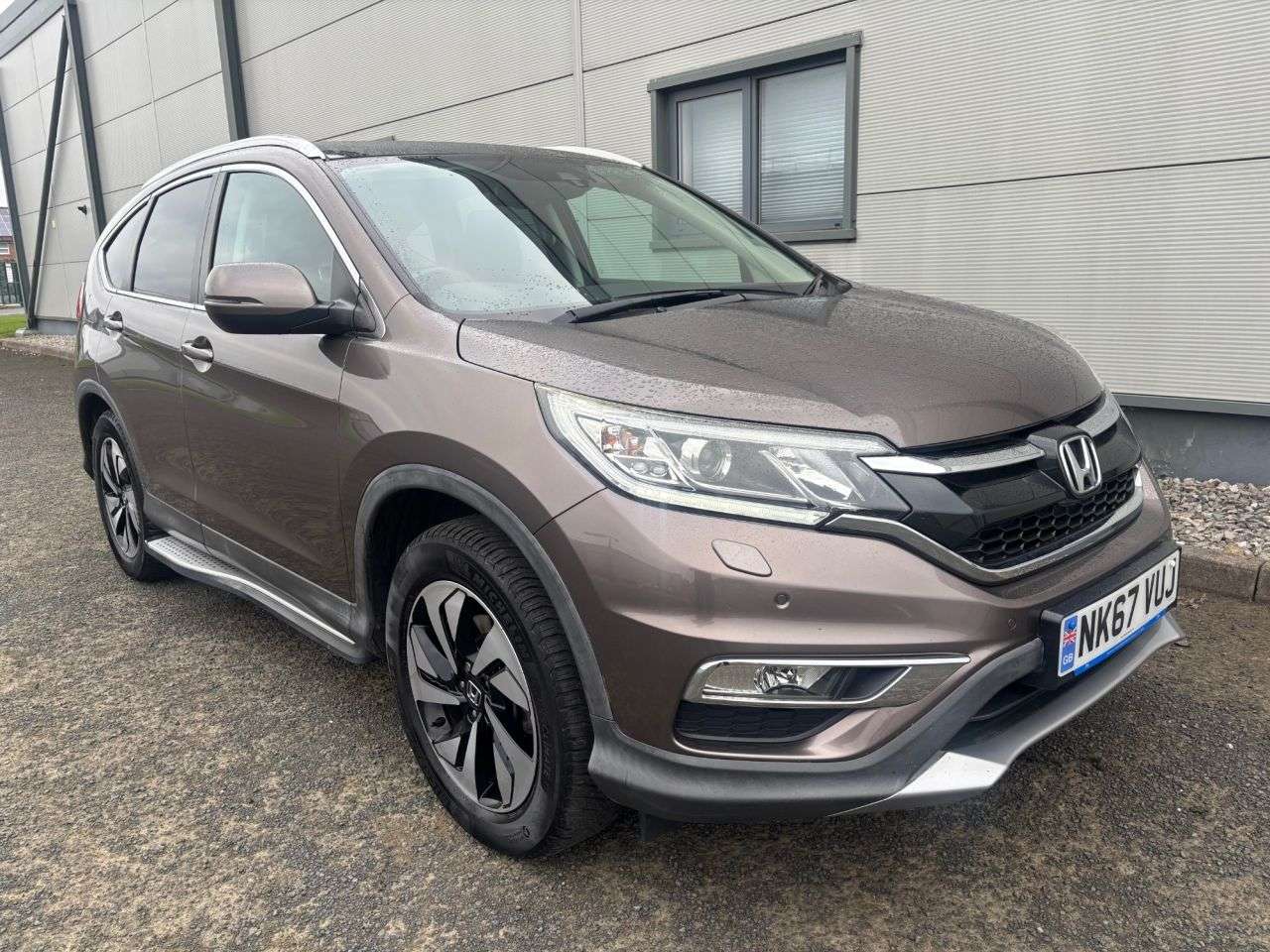 A 2017 HONDA CR-V 1.6 i-DTEC EX SUV 5dr Diesel Auto 4WD Euro 6 (160 ps) REVERSE PARK CAMERA A 2017 HONDA CR-V 1.6 i-DTEC EX SUV 5dr Diesel Auto 4WD Euro 6 (160 ps) REVERSE PARK CAMERA