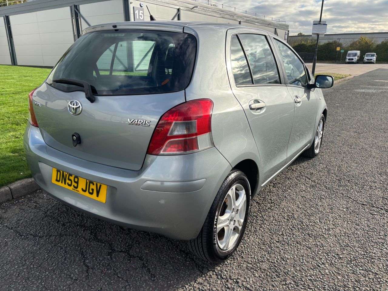 2010 TOYOTA YARIS 2010 TOYOTA YARIS