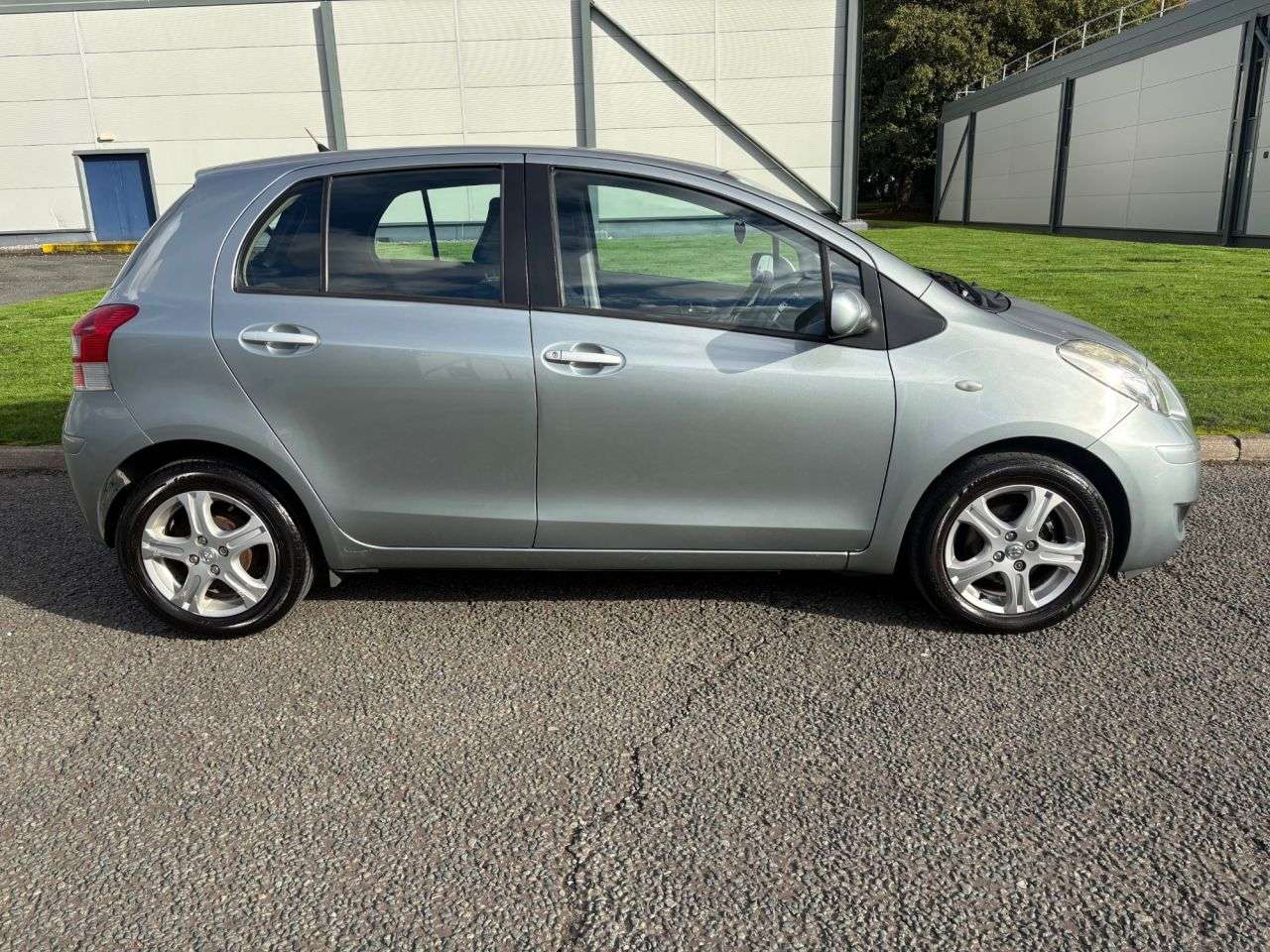 2010 TOYOTA YARIS 2010 TOYOTA YARIS