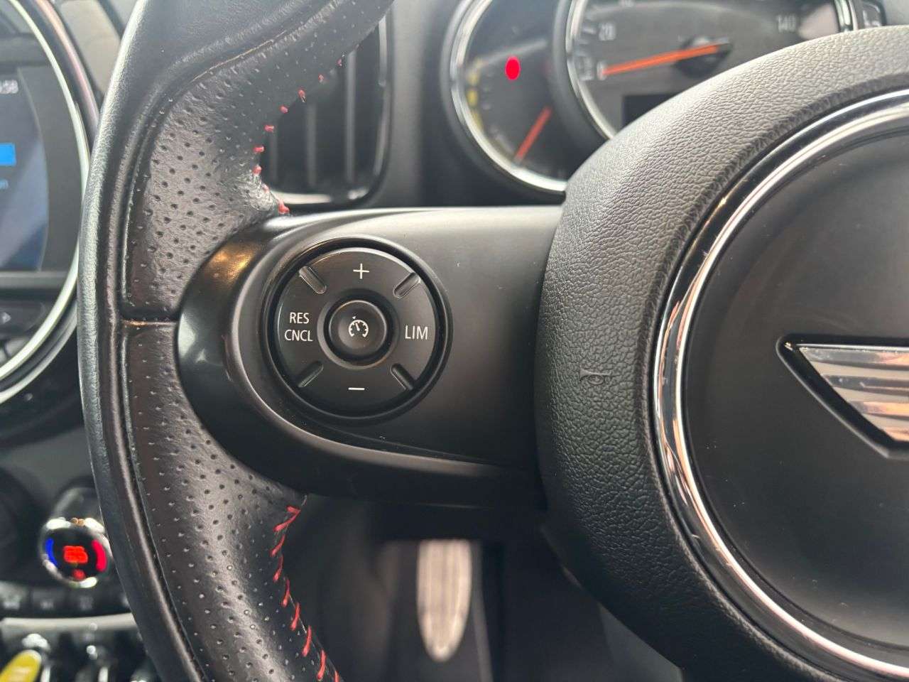 2018 MINI COUNTRYMAN 2018 MINI COUNTRYMAN