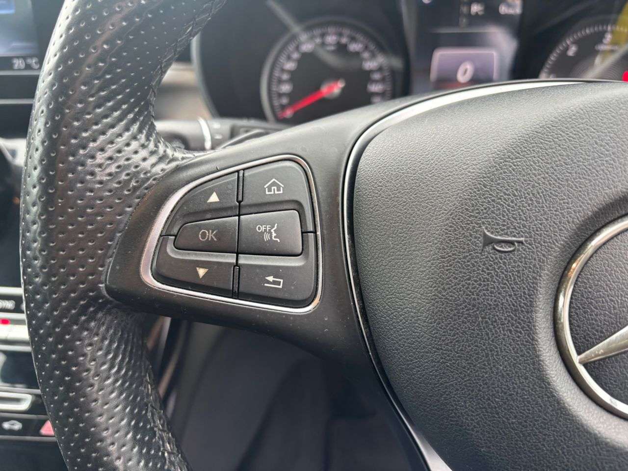 2016 MERCEDES-BENZ C-CLASS 2016 MERCEDES-BENZ C-CLASS