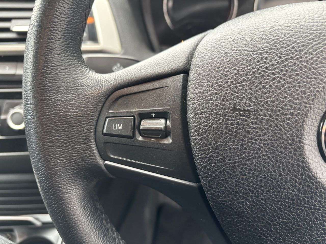 2017 BMW 1 SERIES 2017 BMW 1 SERIES