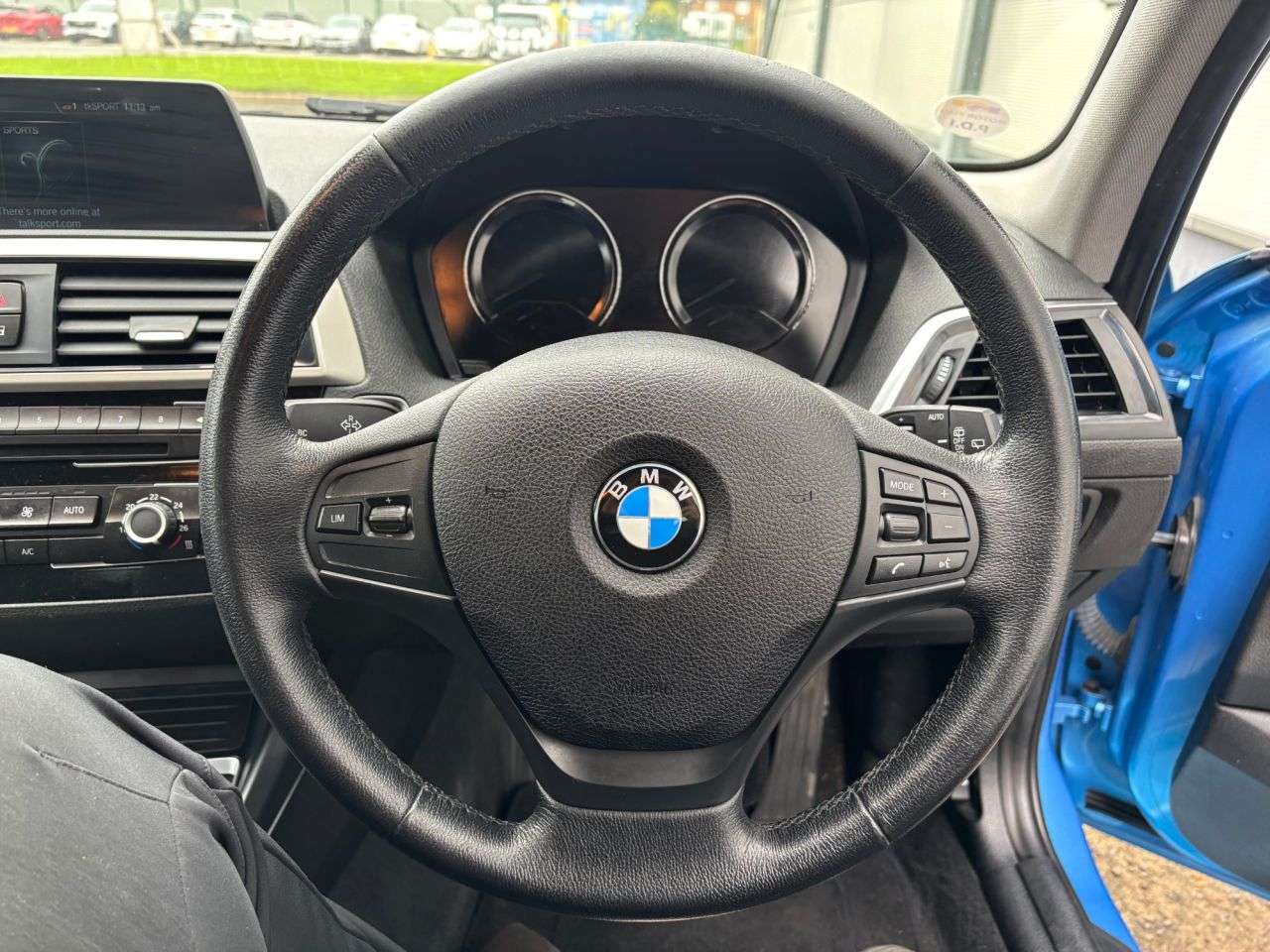 2017 BMW 1 SERIES 2017 BMW 1 SERIES