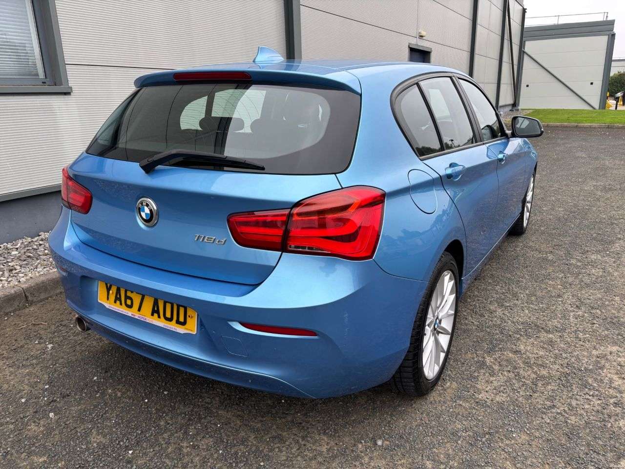 2017 BMW 1 SERIES 2017 BMW 1 SERIES