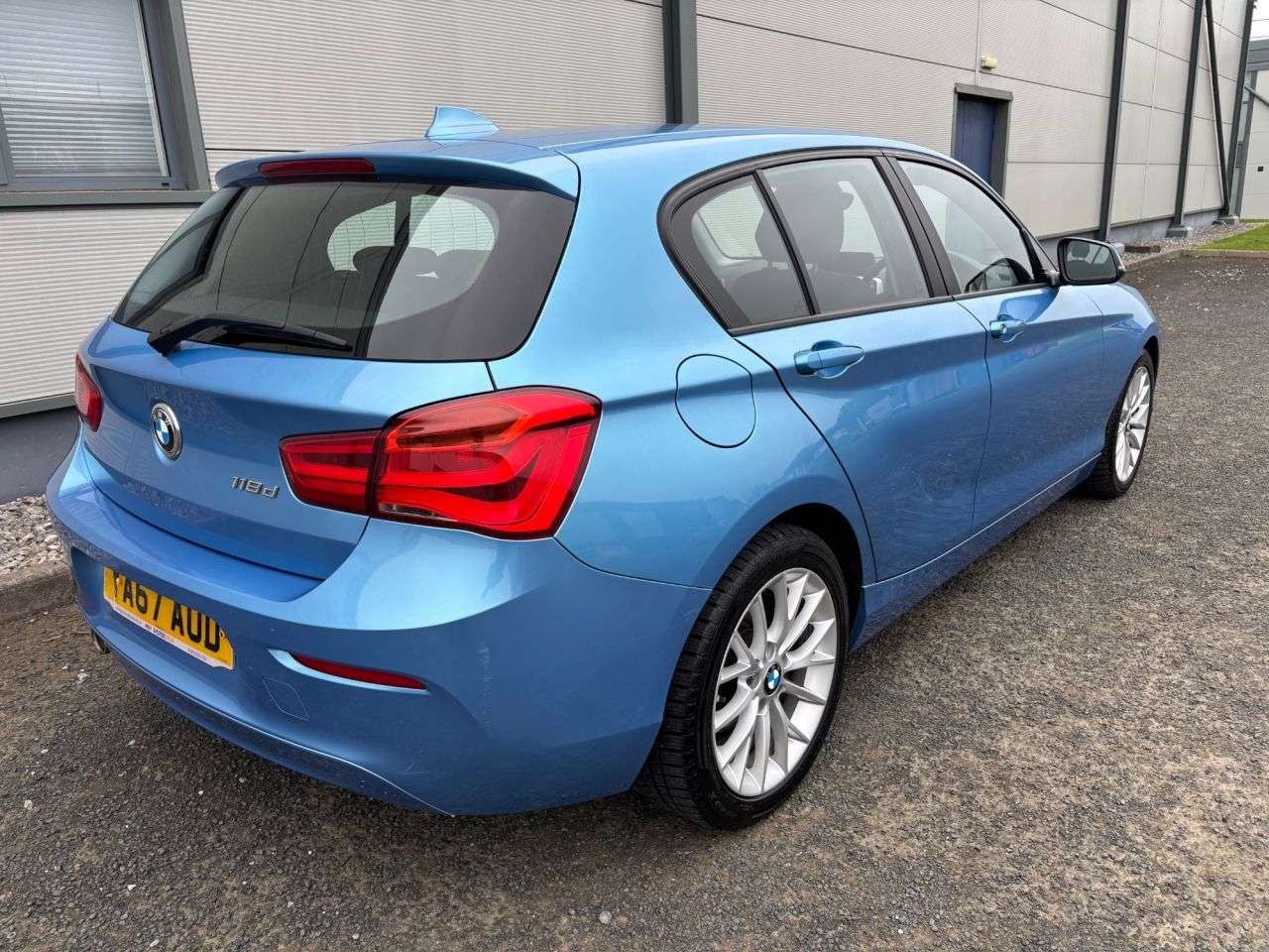 2017 BMW 1 SERIES 2017 BMW 1 SERIES