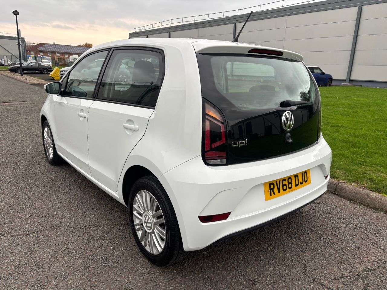 2018 VOLKSWAGEN UP! 2018 VOLKSWAGEN UP!