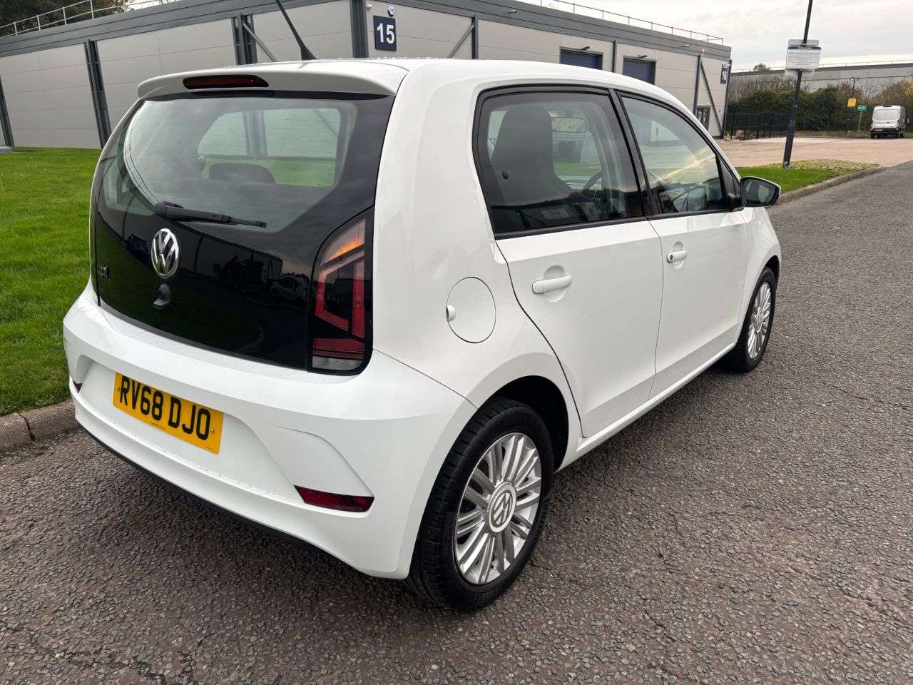 2018 VOLKSWAGEN UP! 2018 VOLKSWAGEN UP!