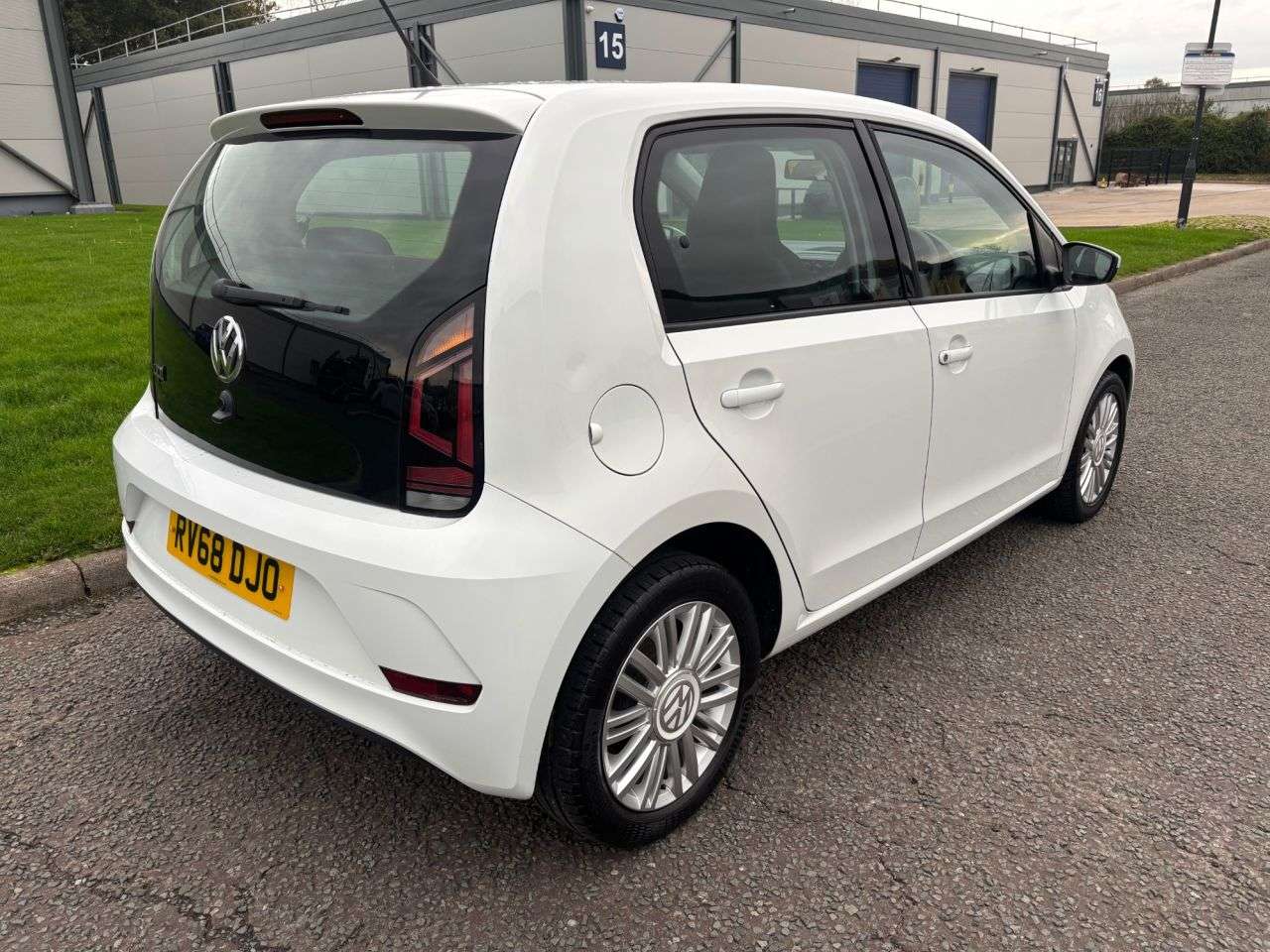 2018 VOLKSWAGEN UP! 2018 VOLKSWAGEN UP!