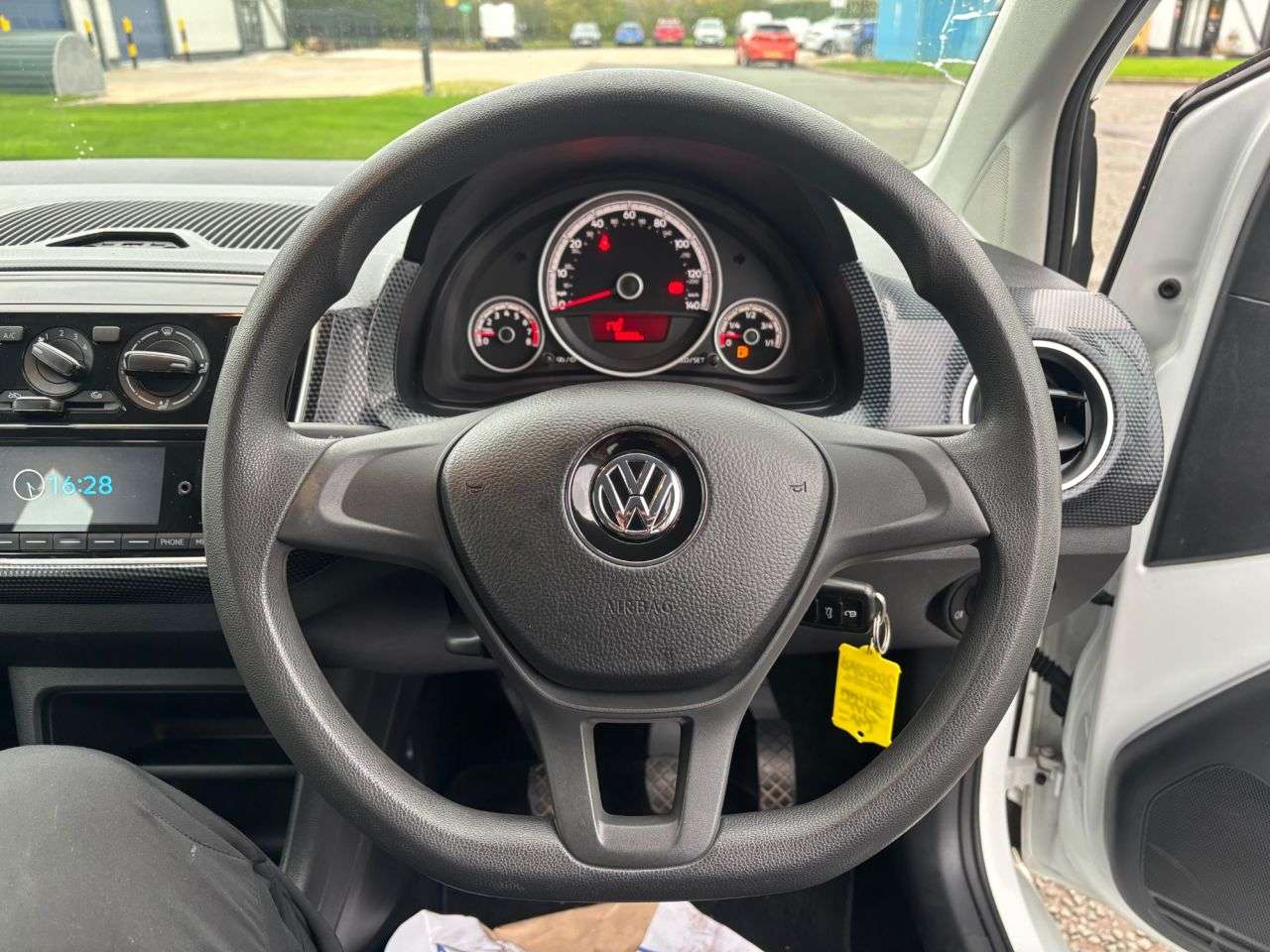 2018 VOLKSWAGEN UP! 2018 VOLKSWAGEN UP!