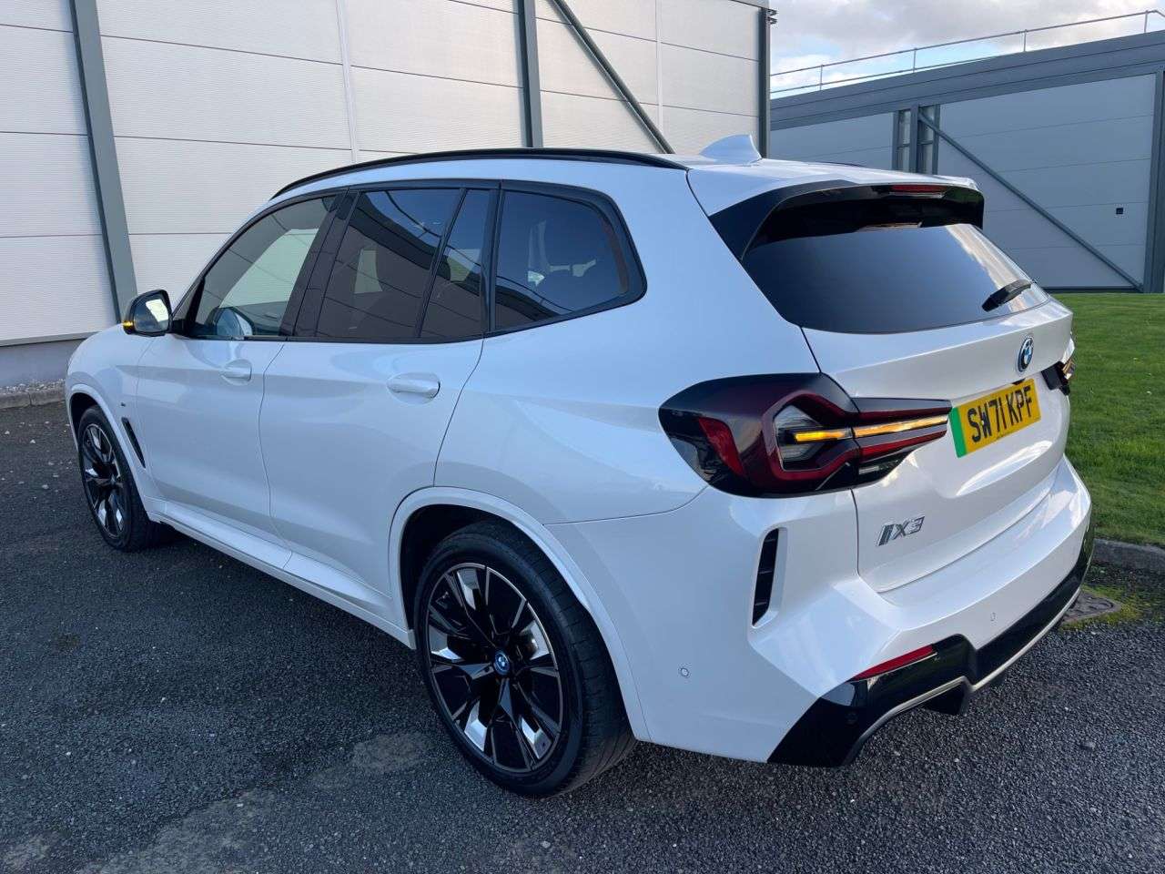 2022 BMW IX3 2022 BMW IX3