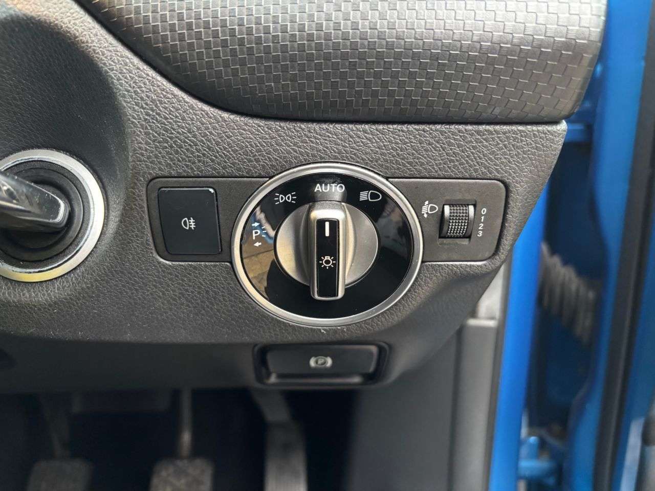 2015 MERCEDES-BENZ A-CLASS 2015 MERCEDES-BENZ A-CLASS