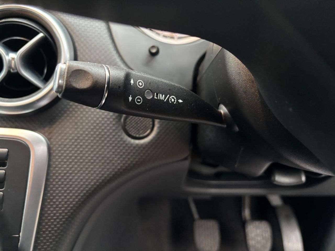 2015 MERCEDES-BENZ A-CLASS 2015 MERCEDES-BENZ A-CLASS