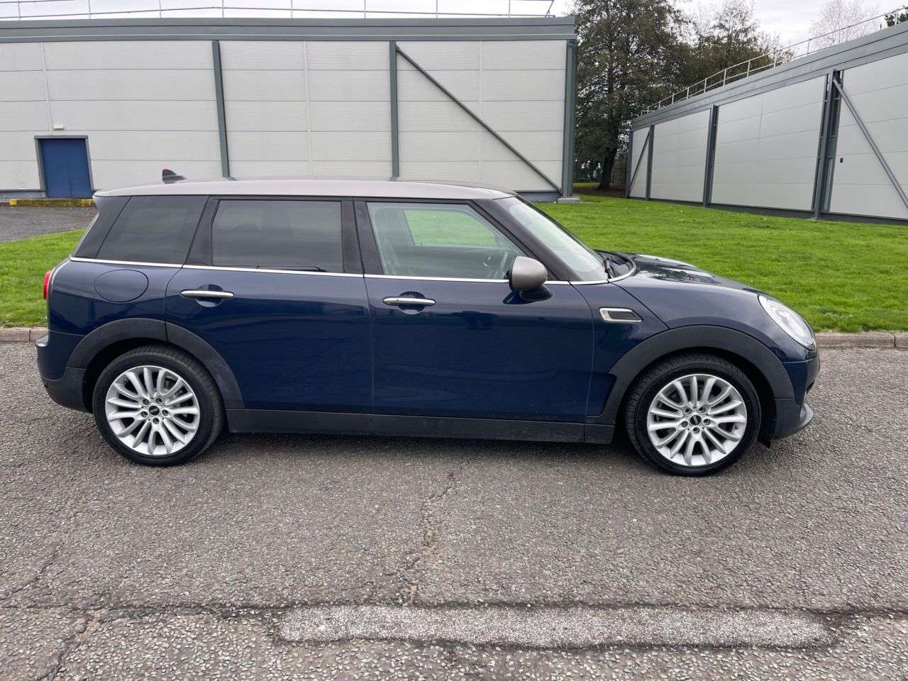 2016 MINI CLUBMAN 2016 MINI CLUBMAN