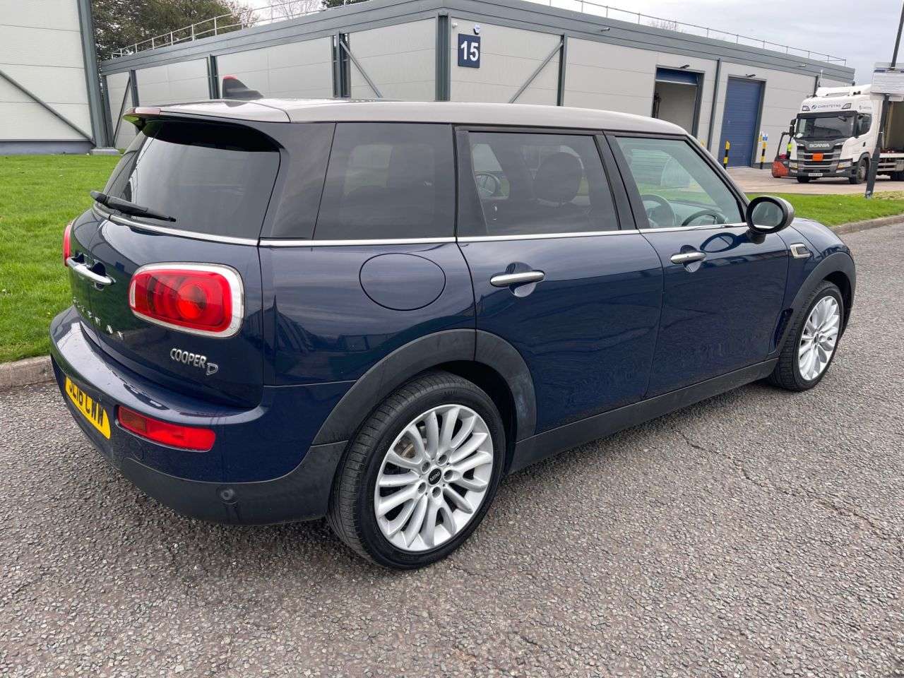 2016 MINI CLUBMAN 2016 MINI CLUBMAN