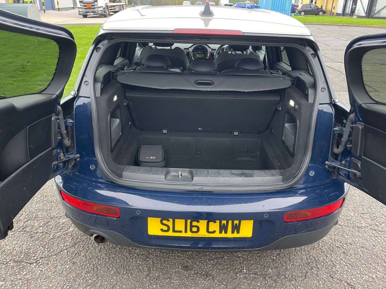 2016 MINI CLUBMAN 2016 MINI CLUBMAN