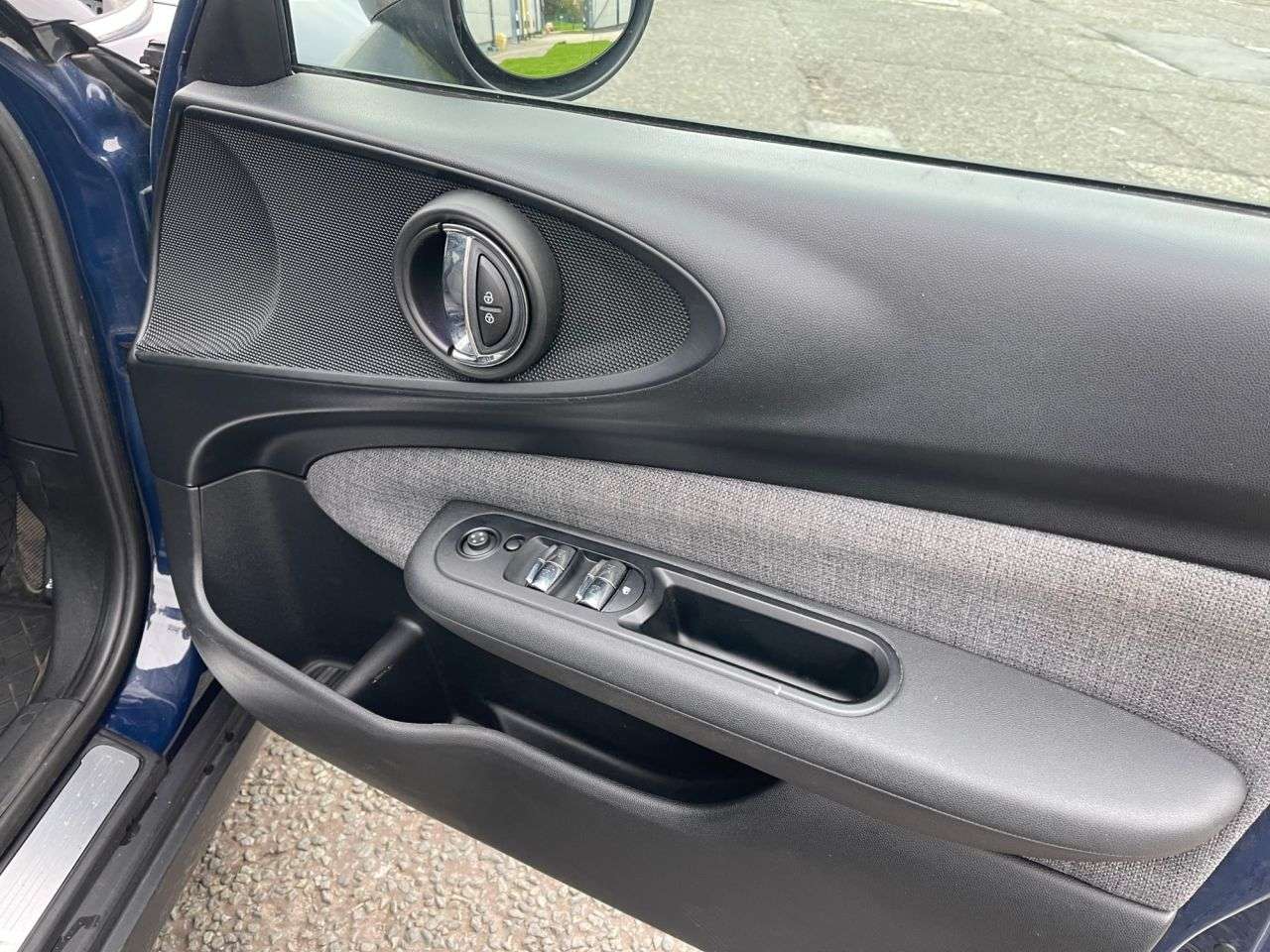 2016 MINI CLUBMAN 2016 MINI CLUBMAN