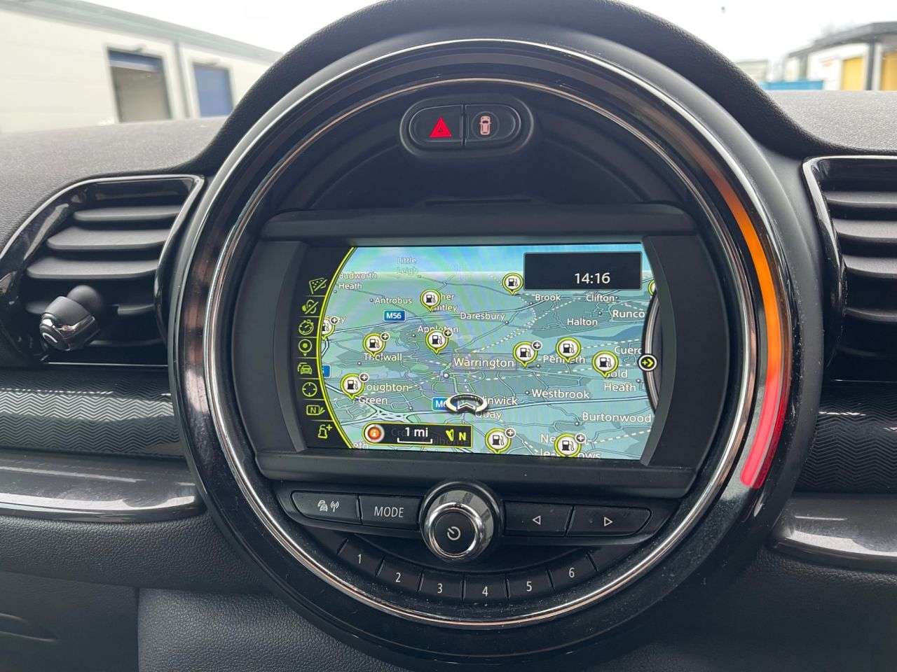 2016 MINI CLUBMAN 2016 MINI CLUBMAN