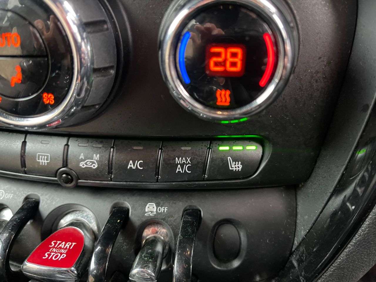 2016 MINI CLUBMAN 2016 MINI CLUBMAN