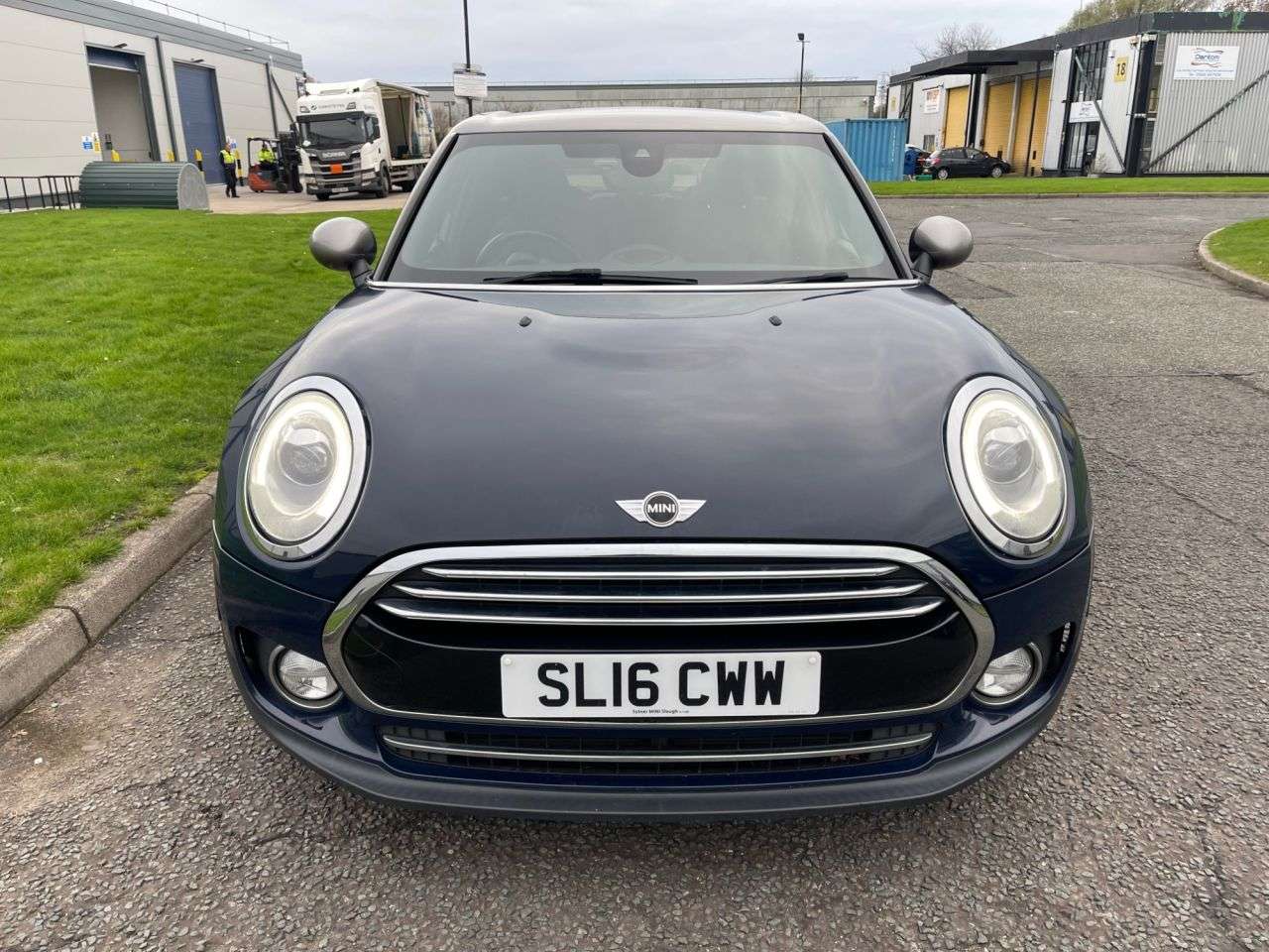 2016 MINI CLUBMAN 2016 MINI CLUBMAN