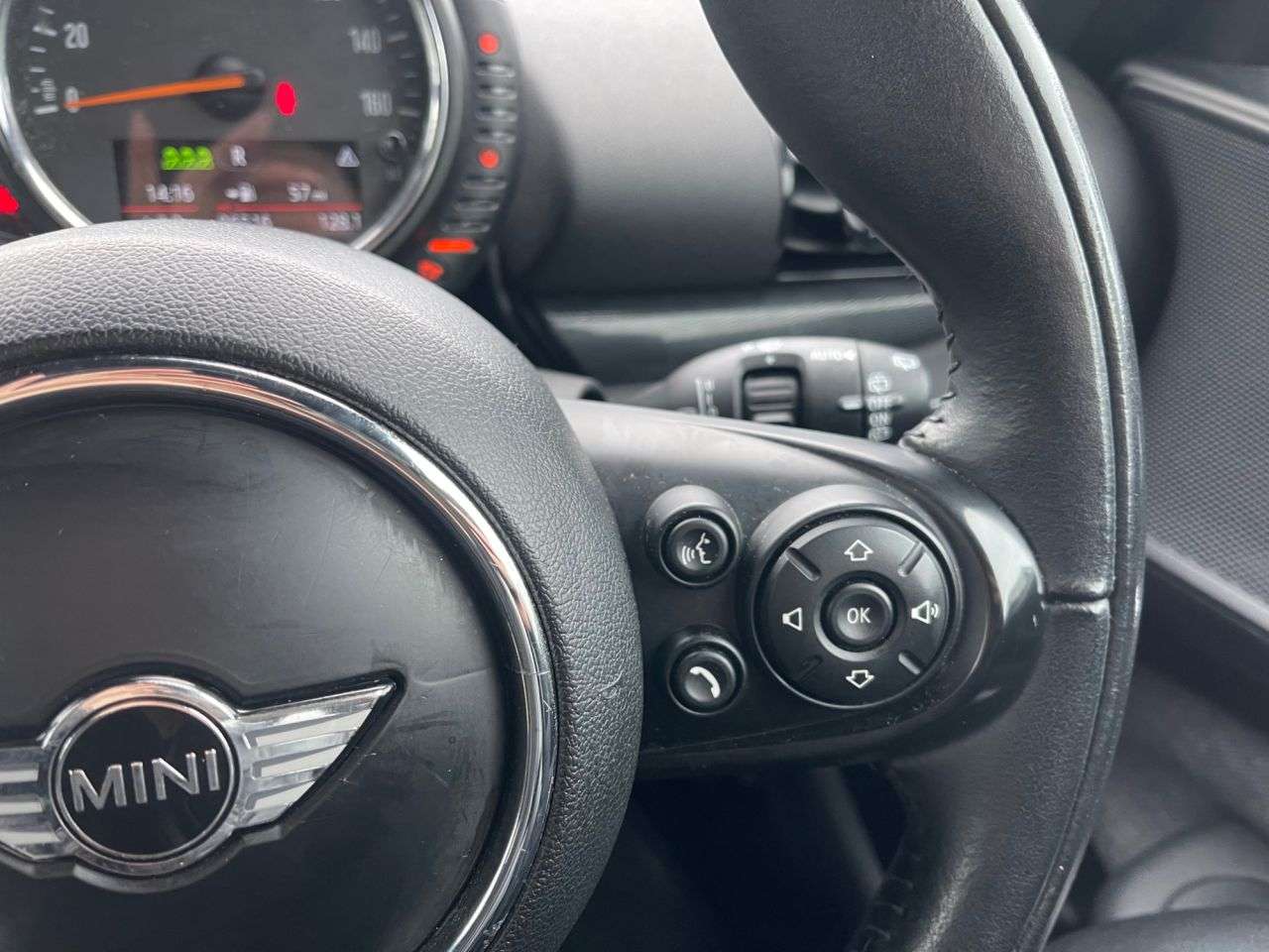 2016 MINI CLUBMAN 2016 MINI CLUBMAN