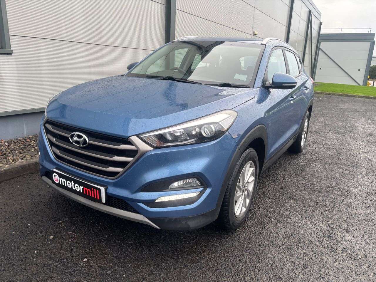 A 2016 HYUNDAI TUCSON 1.7 CRDi Blue Drive SE Nav SUV 5dr Diesel Manual Euro 6 (s/s) (116 ps) HEAT A 2016 HYUNDAI TUCSON 1.7 CRDi Blue Drive SE Nav SUV 5dr Diesel Manual Euro 6 (s/s) (116 ps) HEAT
