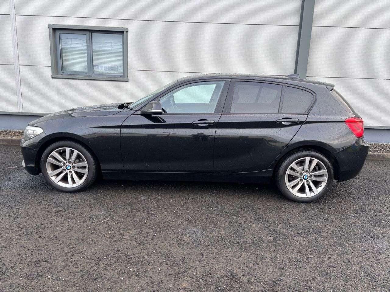 2017 BMW 1 SERIES 2017 BMW 1 SERIES