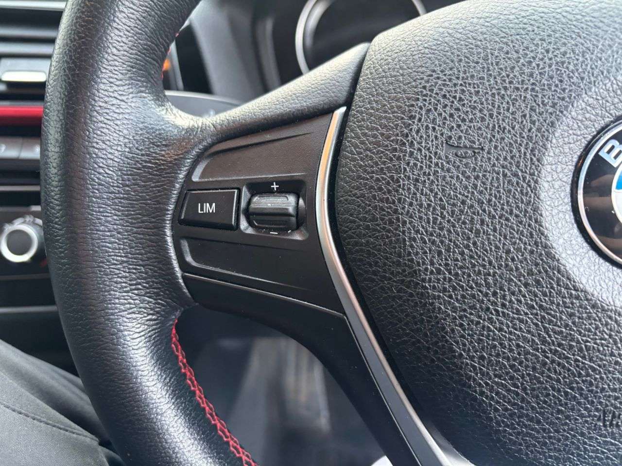 2017 BMW 1 SERIES 2017 BMW 1 SERIES