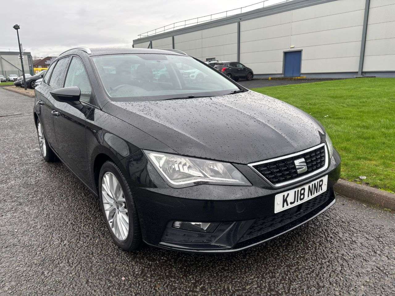 A 2018 SEAT LEON 1.6 TDI SE Dynamic Technology ST 5dr Diesel Manual Euro 6 (s/s) (115 ps) A 2018 SEAT LEON 1.6 TDI SE Dynamic Technology ST 5dr Diesel Manual Euro 6 (s/s) (115 ps)