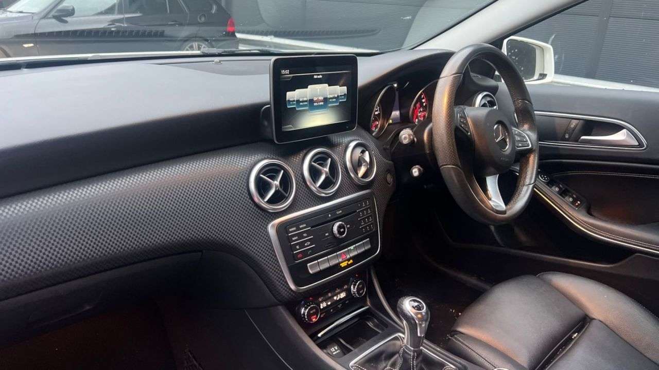 2017 MERCEDES-BENZ A-CLASS 2017 MERCEDES-BENZ A-CLASS