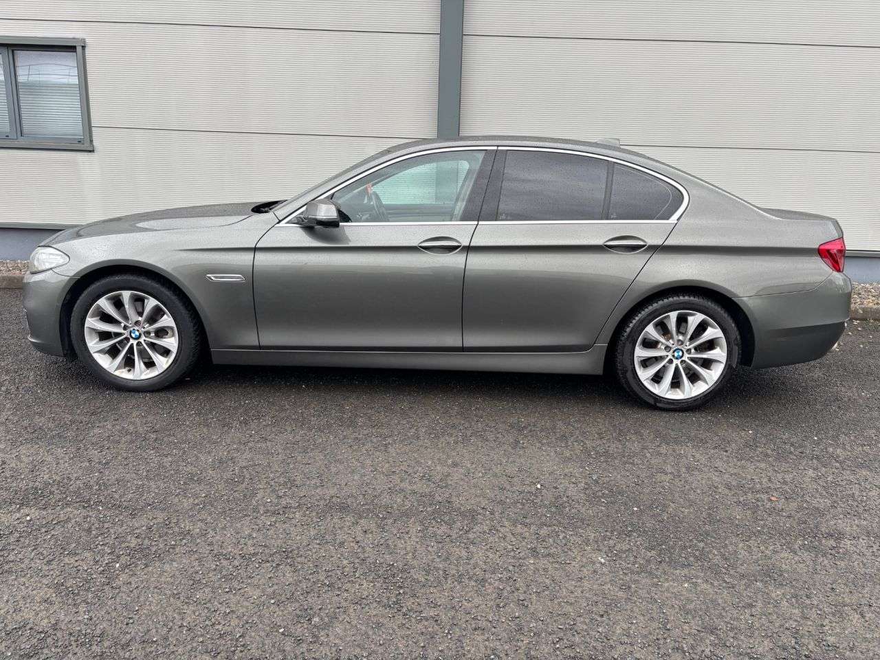 0 BMW 5 SERIES 0 BMW 5 SERIES