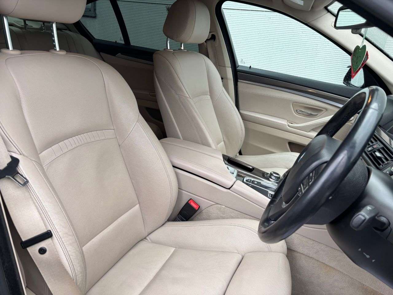 0 BMW 5 SERIES 0 BMW 5 SERIES