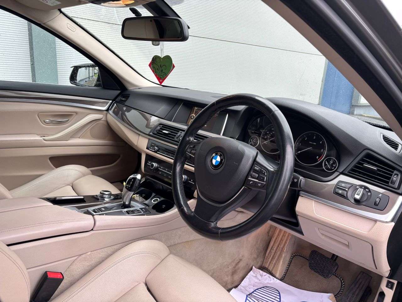 0 BMW 5 SERIES 0 BMW 5 SERIES