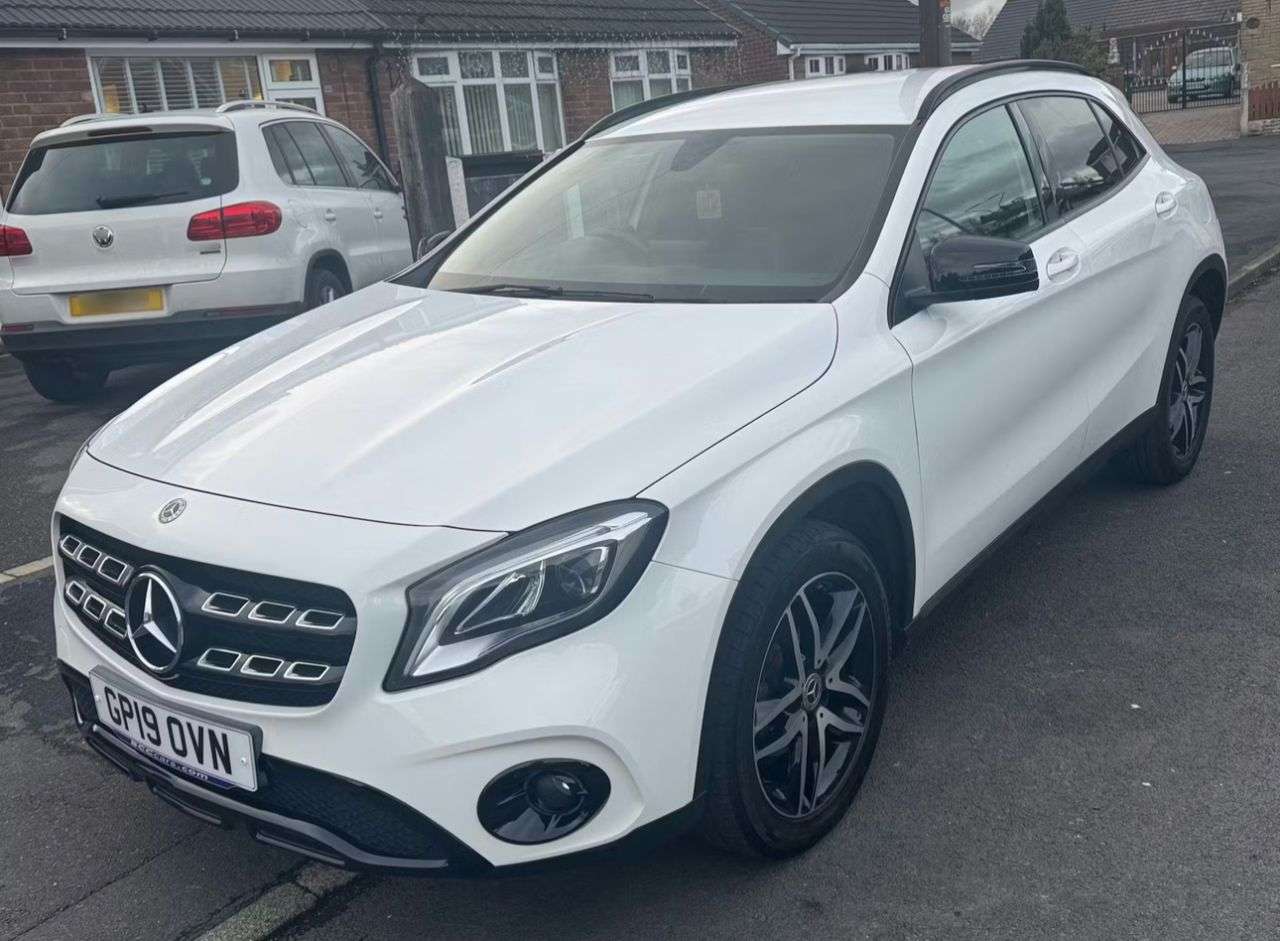 A 2019 MERCEDES-BENZ GLA 1.6 GLA180 Urban Edition SUV 5dr Petrol 7G-DCT Euro 6 (s/s) (122 ps) APPLE A 2019 MERCEDES-BENZ GLA 1.6 GLA180 Urban Edition SUV 5dr Petrol 7G-DCT Euro 6 (s/s) (122 ps) APPLE
