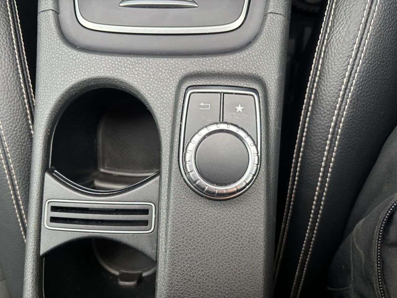 2019 MERCEDES-BENZ GLA 2019 MERCEDES-BENZ GLA