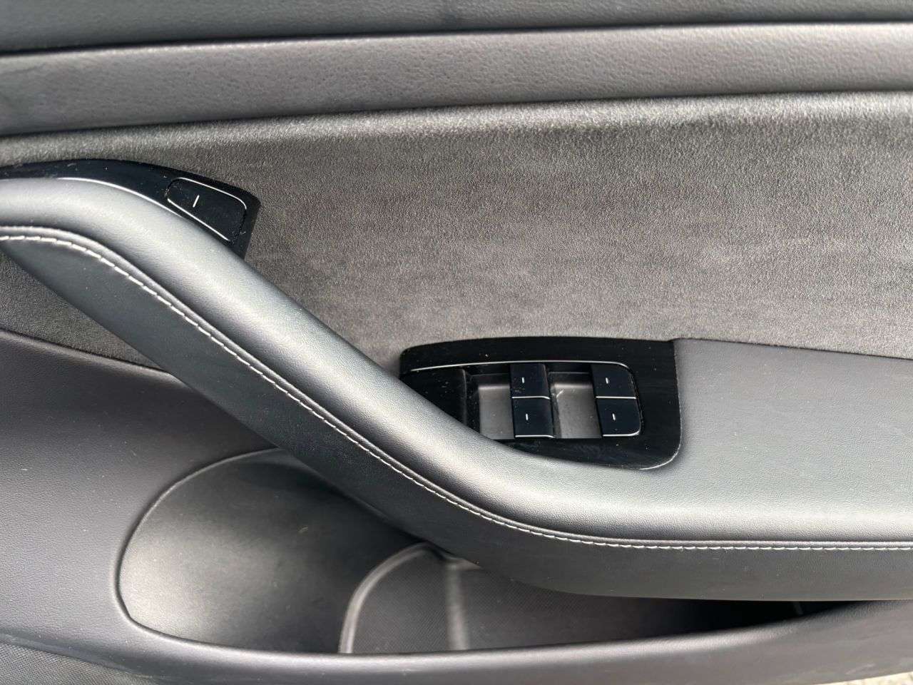 0 TESLA MODEL 3 0 TESLA MODEL 3