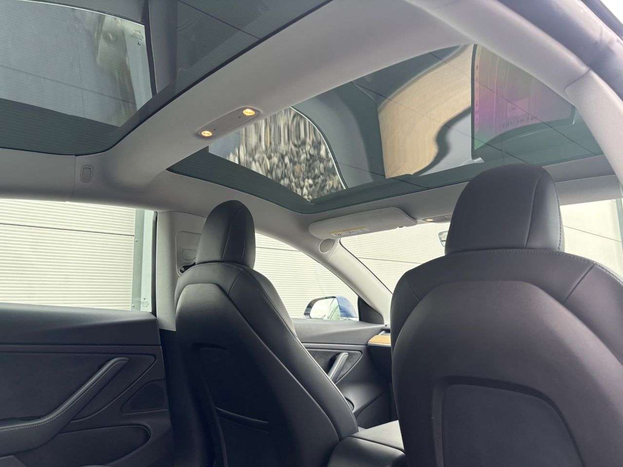 0 TESLA MODEL 3 0 TESLA MODEL 3