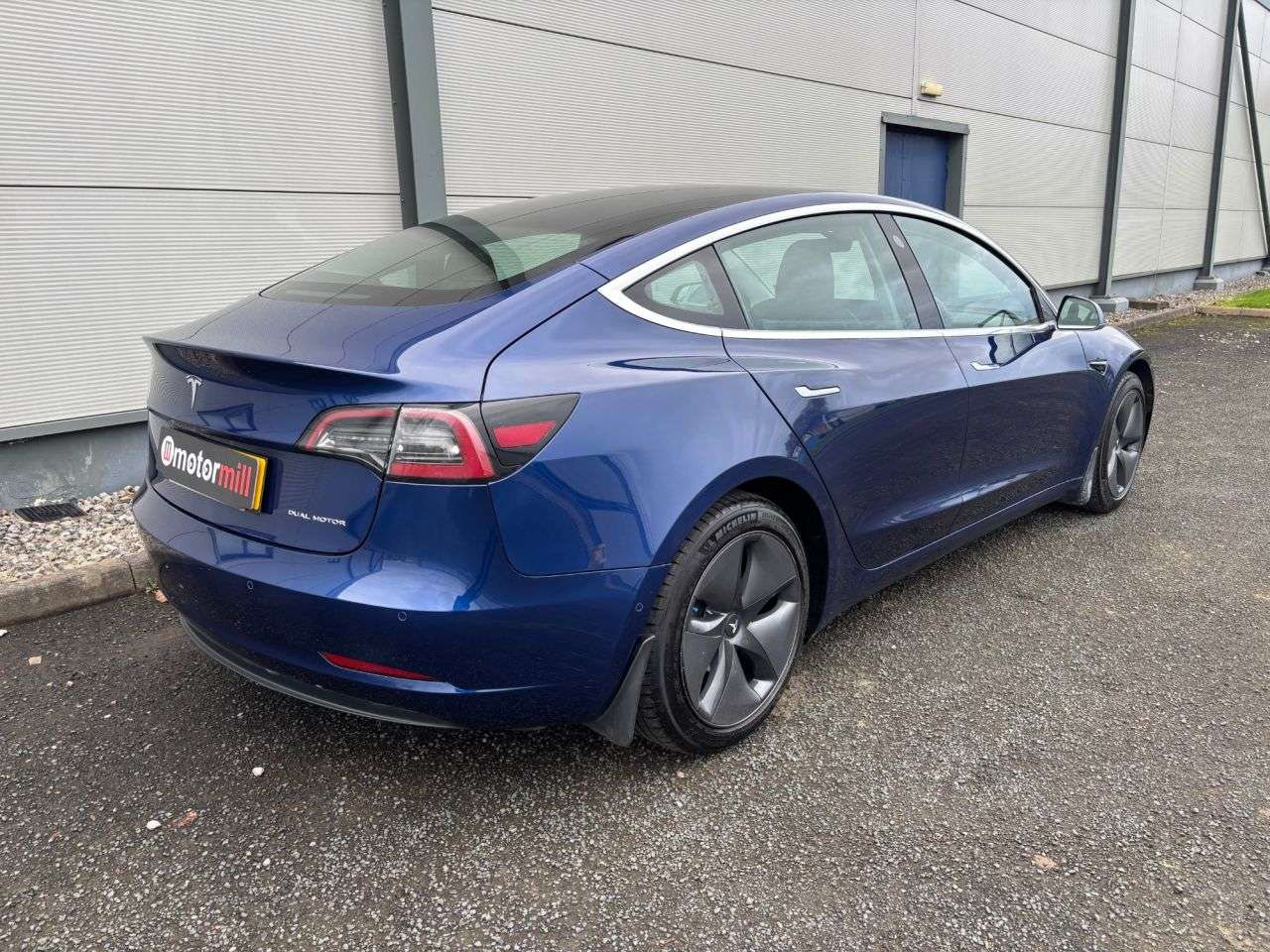 0 TESLA MODEL 3 0 TESLA MODEL 3
