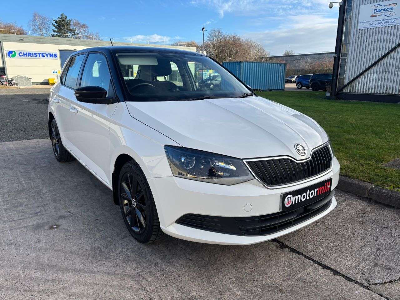 A 0 SKODA FABIA 1.2 TSI Colour Edition Hatchback 5dr Petrol Manual Euro 6 (s/s) (90 ps) A 0 SKODA FABIA 1.2 TSI Colour Edition Hatchback 5dr Petrol Manual Euro 6 (s/s) (90 ps)