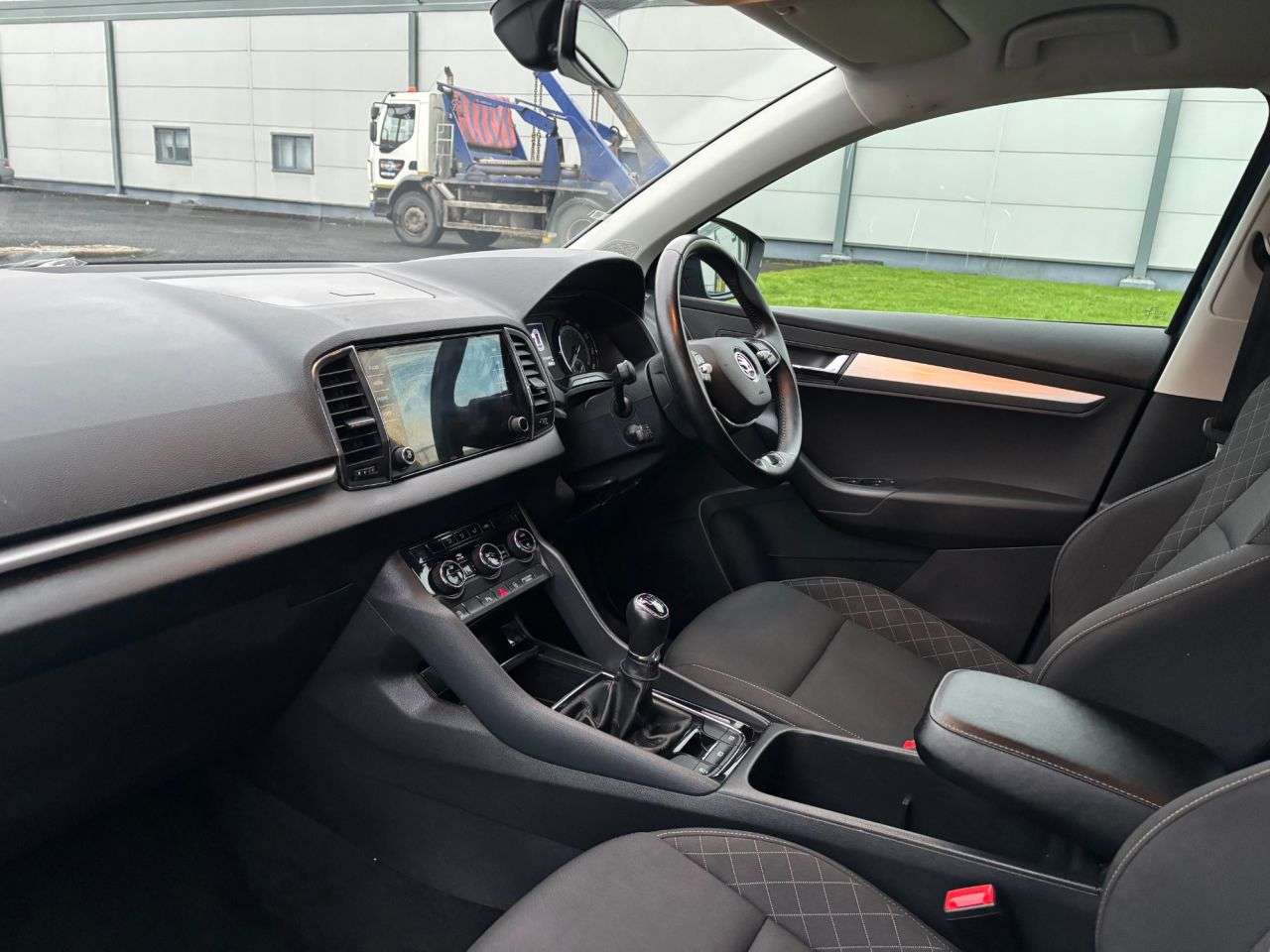 2021 SKODA KAROQ 2021 SKODA KAROQ