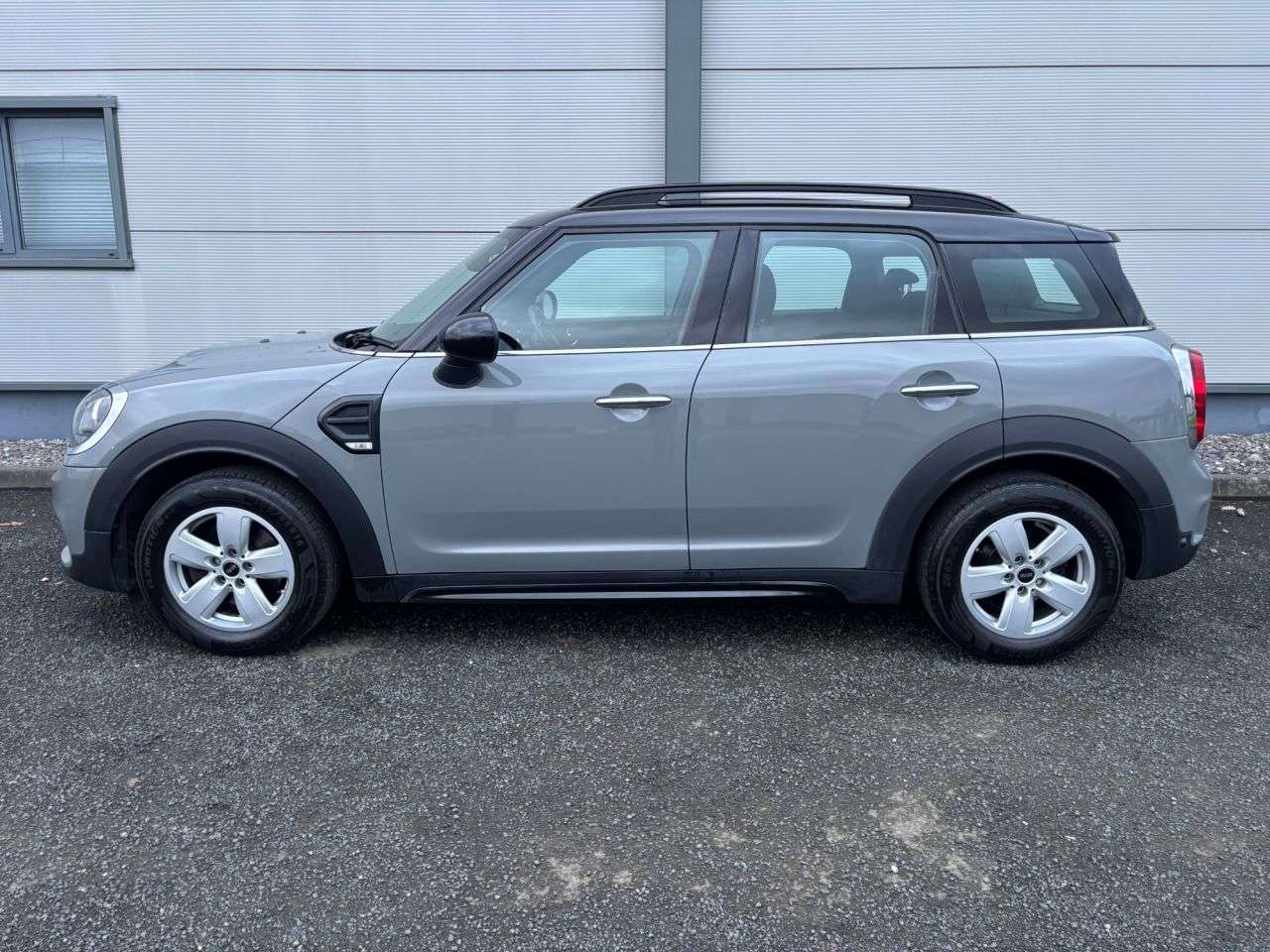 0 MINI COUNTRYMAN 0 MINI COUNTRYMAN