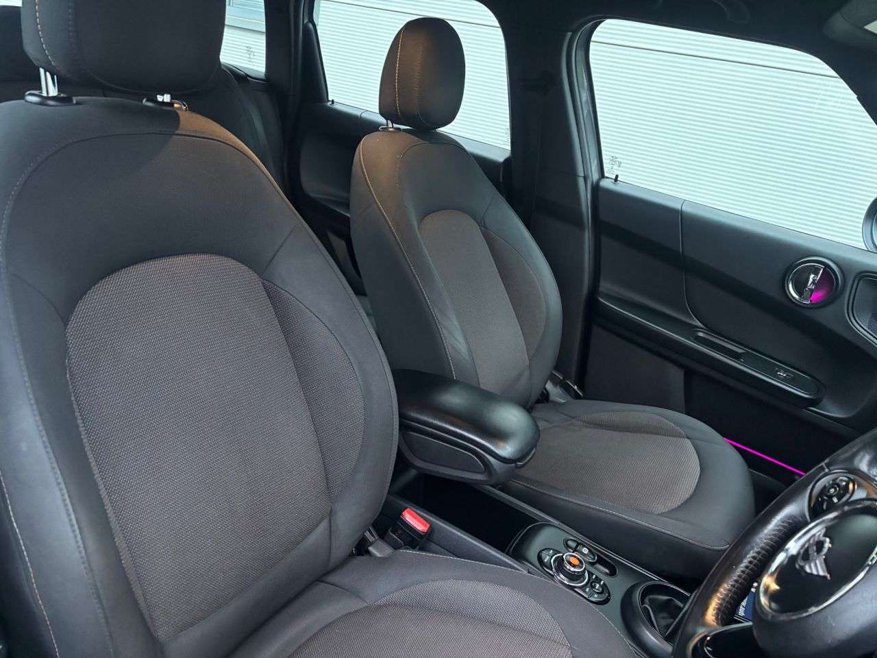 0 MINI COUNTRYMAN 0 MINI COUNTRYMAN