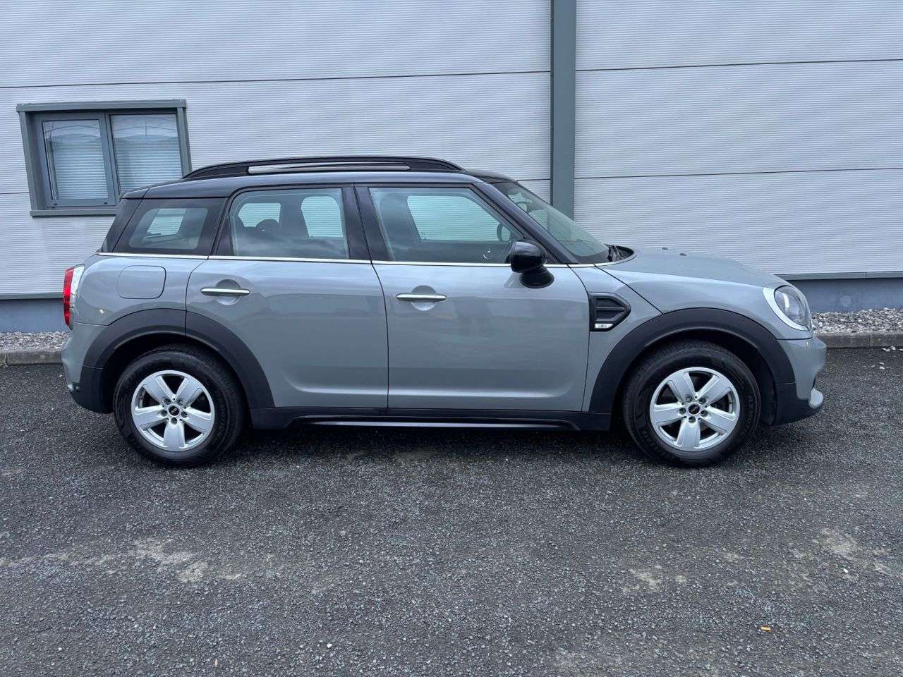 0 MINI COUNTRYMAN 0 MINI COUNTRYMAN