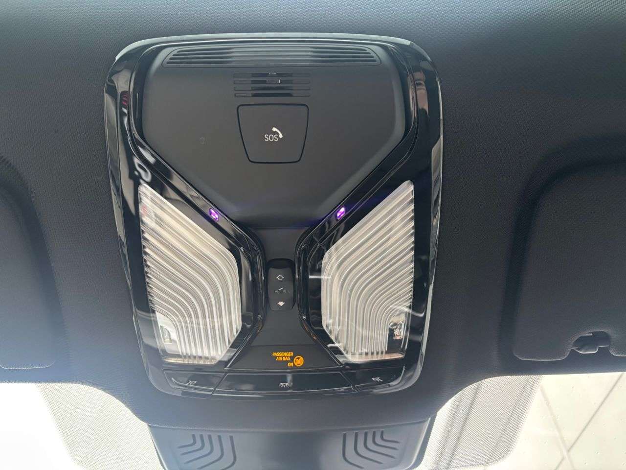 A 0 BMW 6 SERIES GRAN TURISMO 2.0 620d M Sport GT 5dr Diesel Auto Euro 6 (s/s) (190 ps) PAN ROOF, HARMON A 0 BMW 6 SERIES GRAN TURISMO 2.0 620d M Sport GT 5dr Diesel Auto Euro 6 (s/s) (190 ps) PAN ROOF, HARMON