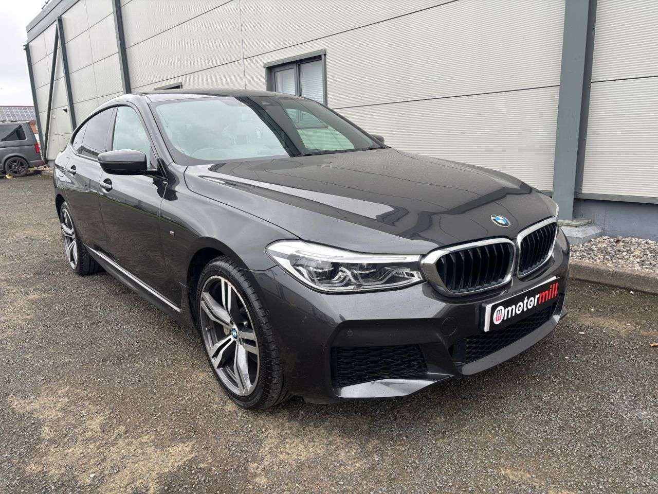 A 0 BMW 6 SERIES GRAN TURISMO 2.0 620d M Sport GT 5dr Diesel Auto Euro 6 (s/s) (190 ps) PAN ROOF, HARMON A 0 BMW 6 SERIES GRAN TURISMO 2.0 620d M Sport GT 5dr Diesel Auto Euro 6 (s/s) (190 ps) PAN ROOF, HARMON